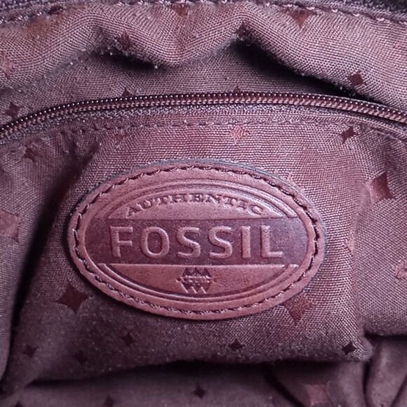 Fossil Crossbody Purse  - Picture 5 of 9
